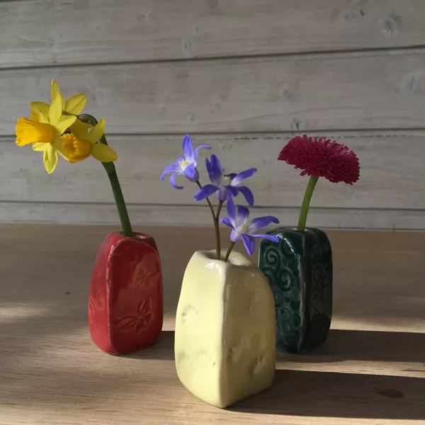 Mini-Vasen für einzelne Blümchen